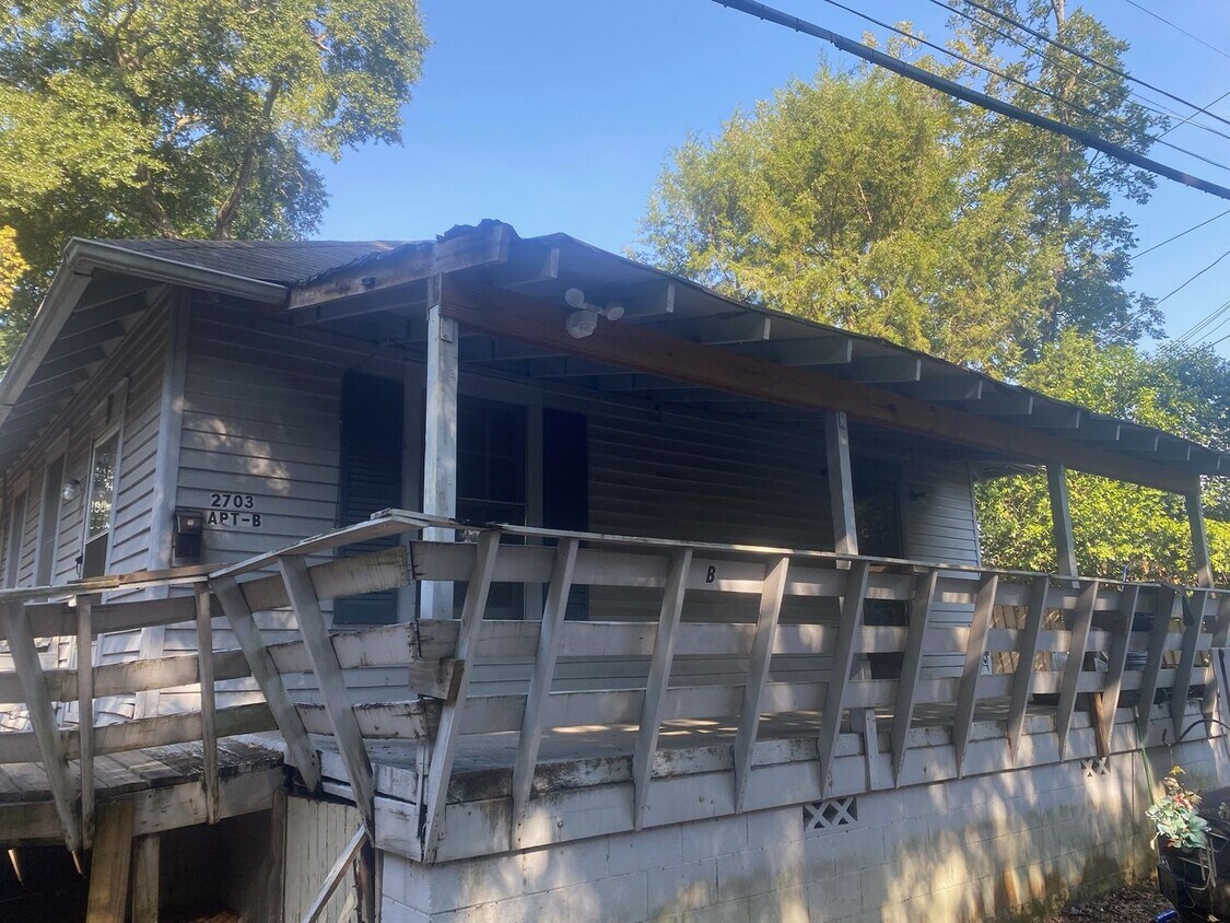 Foto principal - 2703 17th Ave