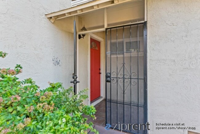 Building Photo - 4 br, 2.5 bath House - 37900 Essanay Place...