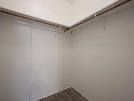 Building Photo - 2202 Uphill Ln