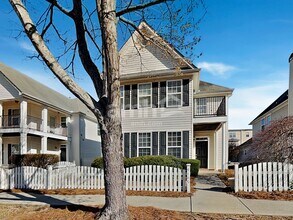 Building Photo - 4669 Liberty Square Dr