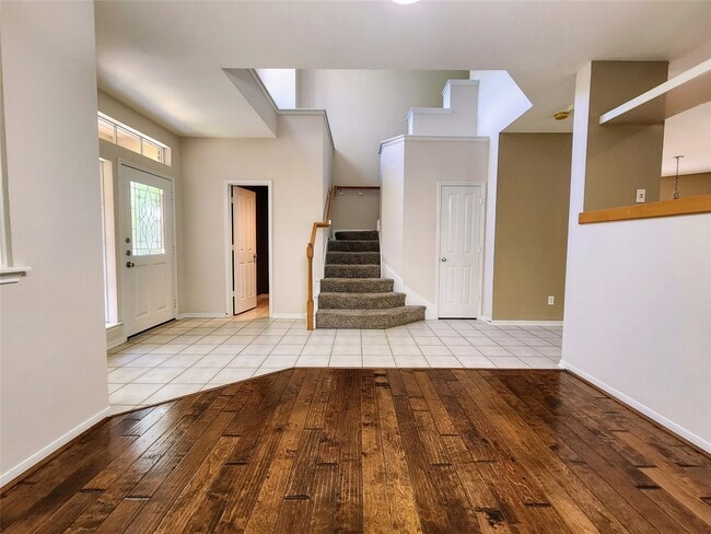 Building Photo - 11 Cider Mill Ct