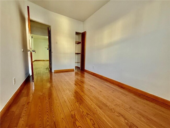 Foto del edificio - 2055 70th St