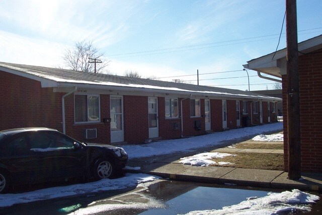 Primary Photo - 324-326 North Ave