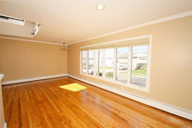 Building Photo - 3497 Margie St