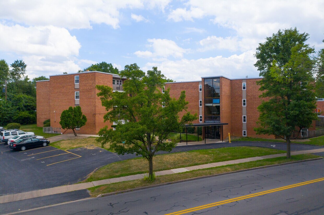 Riviera Apartments State College Pa Apartments Com