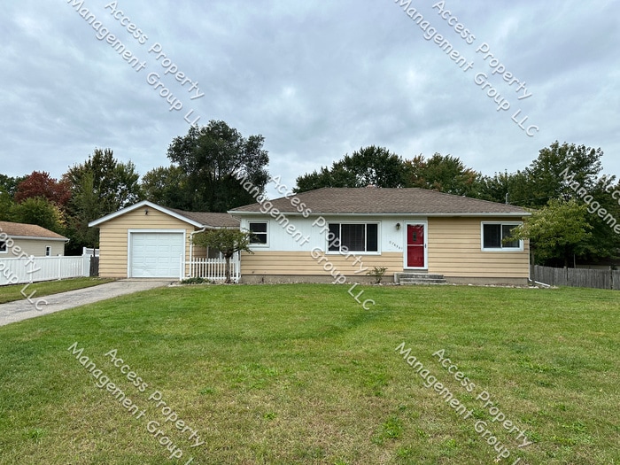 7633 Harold Ave, Georgetown Township, MI 49428 - House Rental in