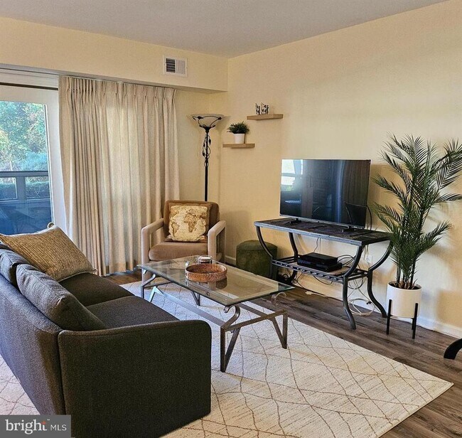 Foto del edificio - 304 Forbes St