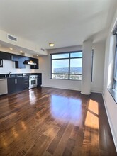 Building Photo - 88 E San Fernando St