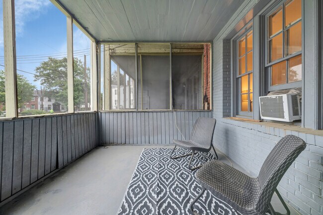 Foto del edificio - 3915 7th St NE