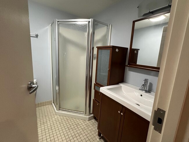 Building Photo - 623 Commonwealth Ave