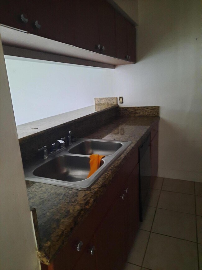 Foto del edificio - 11592 NW 43rd Ct