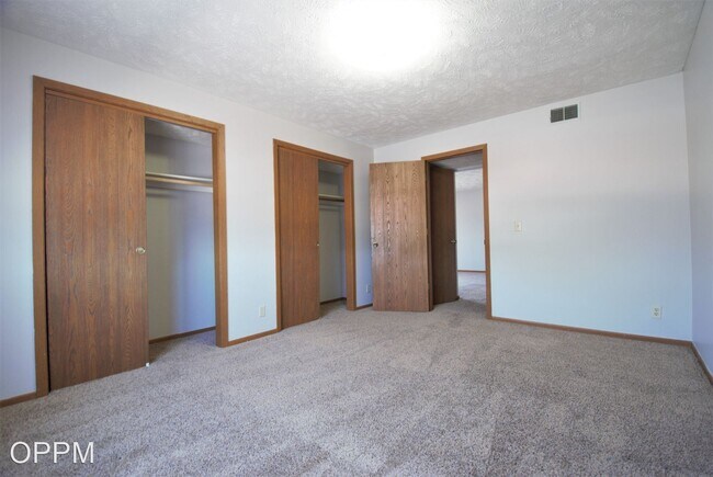 Foto del edificio - 1715-1715 N 73rd St