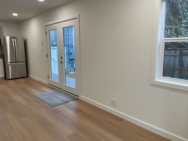 Foto del edificio - Brand new ( in 2022) Cozy little house ( D...