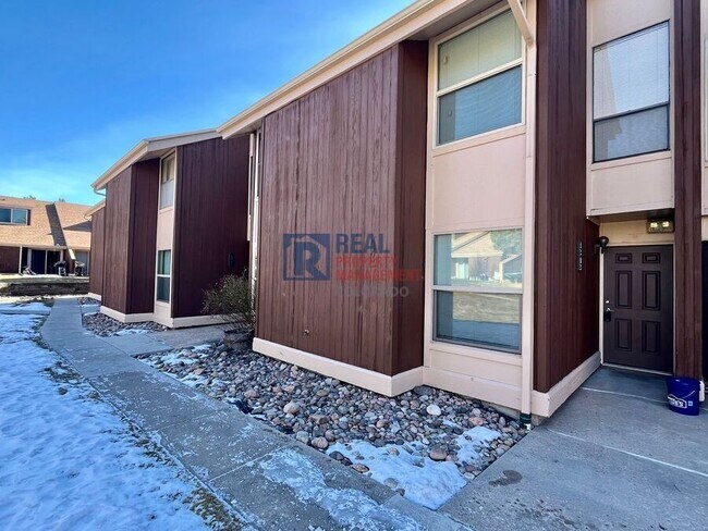 Building Photo - 4313 N Carefree Cir