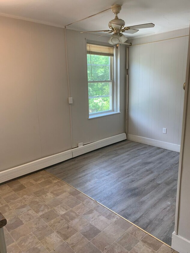 Foto principal - 423 Pelham St