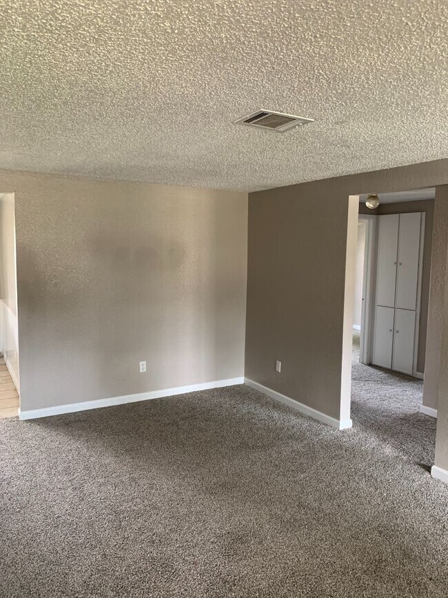 Foto del edificio - RENT TO OWN – EDMOND, OK