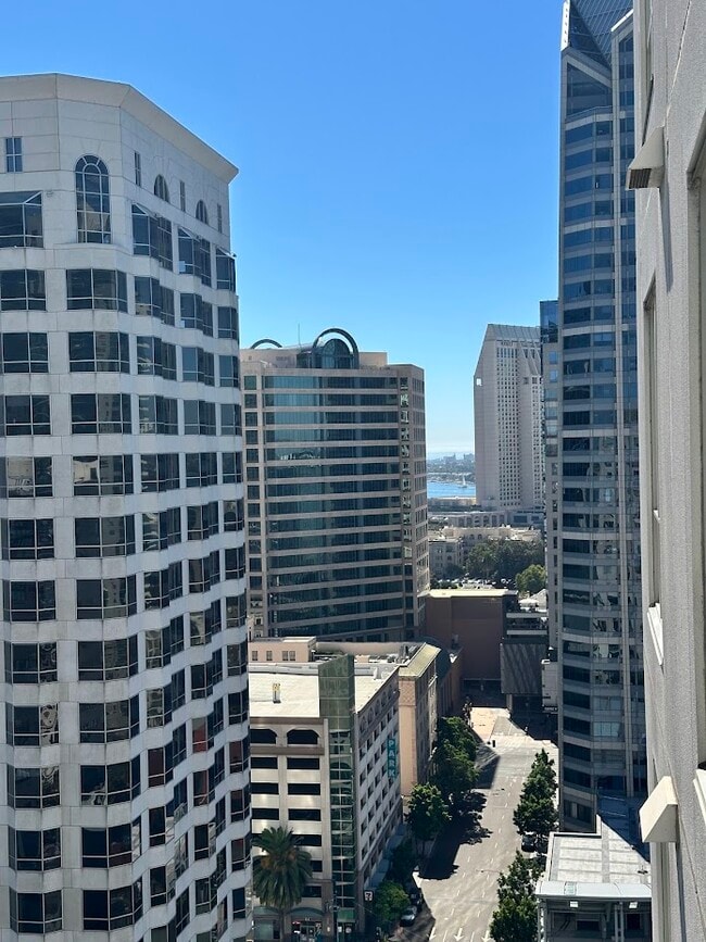 Foto del edificio - 1240 India St