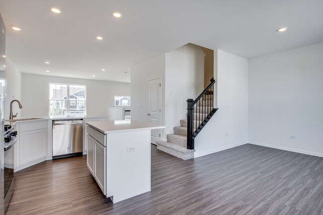 Building Photo - 25662 W Yorkshire Dr