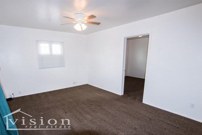 Building Photo - 142 N 900 W