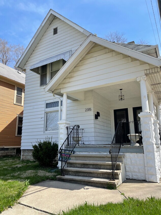 2315 Hoagland Ave Unit 1, Fort Wayne, IN 46807 Apartments in Fort Wayne, IN