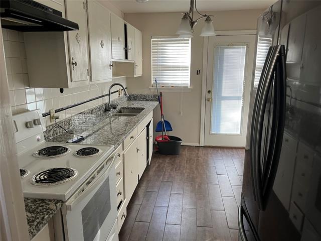 Foto del edificio - 410 Overhill Dr