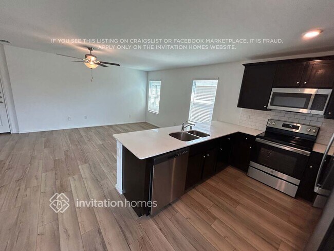 Foto del edificio - 10616 Sewell Cir