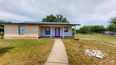 Building Photo - 201 Kristi Ln