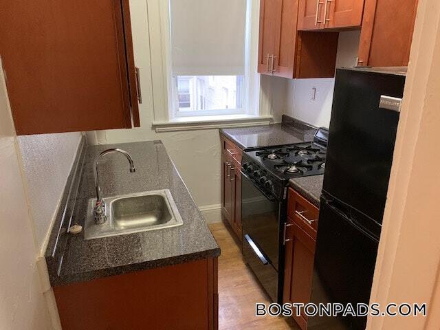 Building Photo - 1175 Boylston St