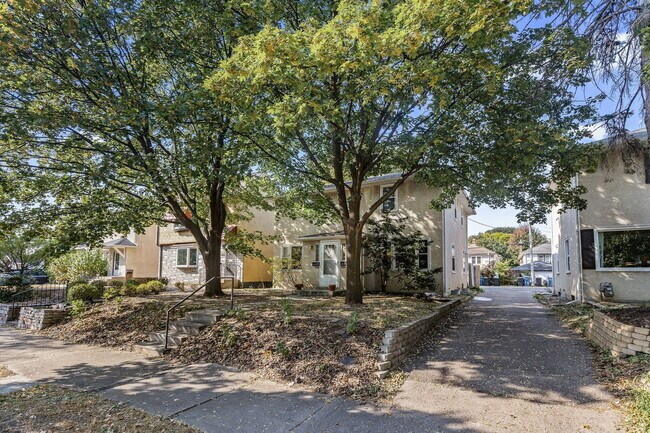 Foto del edificio - 4416 Lyndale Ave S