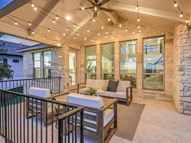 Foto del edificio - 2610 Sunset Vista Cir