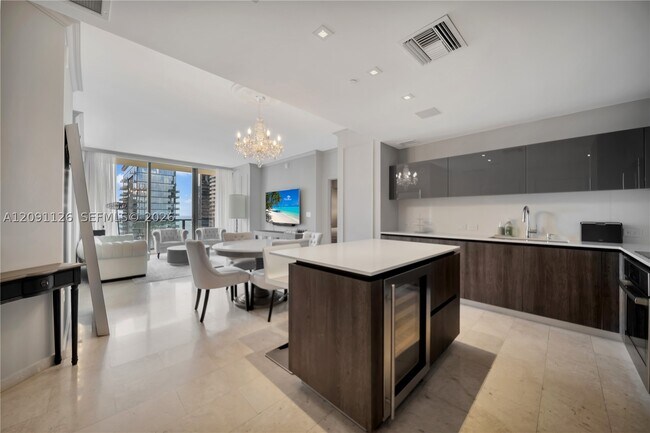 Foto del edificio - 88 SW 7th St