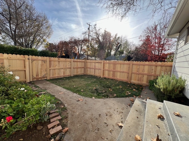 Foto principal - 1109 Salem St