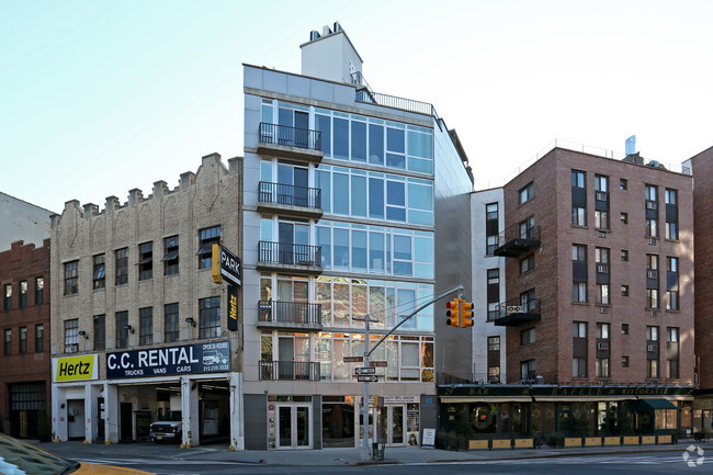 Building Photo - The Luminary