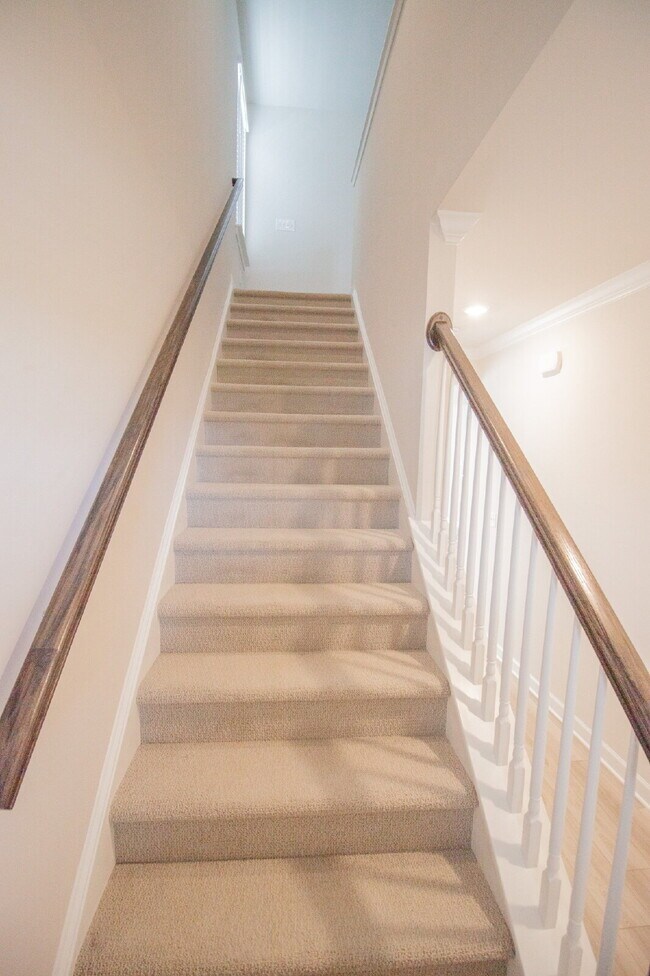 Building Photo - Fully Fenced 5bd SFH in Carolina Forest