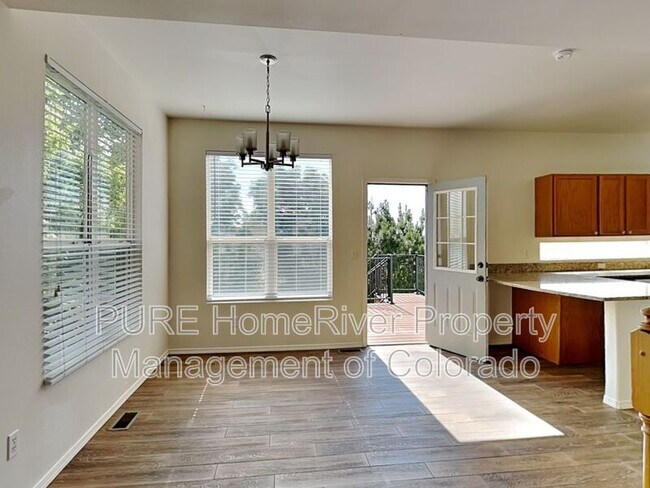 Foto del edificio - 7265 Waterman Way