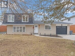 Building Photo - 370 Fryer St