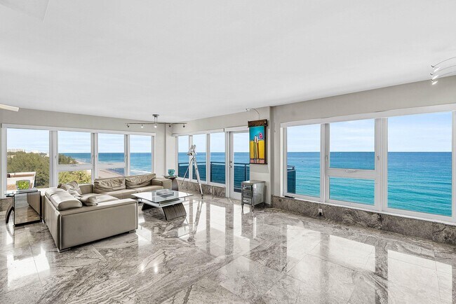 Foto del edificio - 2066 N Ocean Blvd