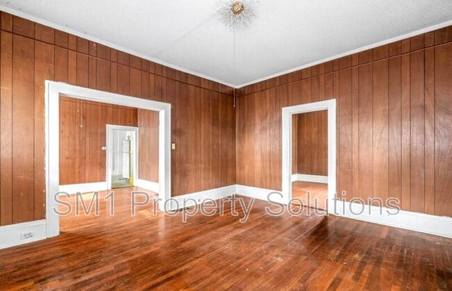 Foto del edificio - 2360 N Patterson Ave