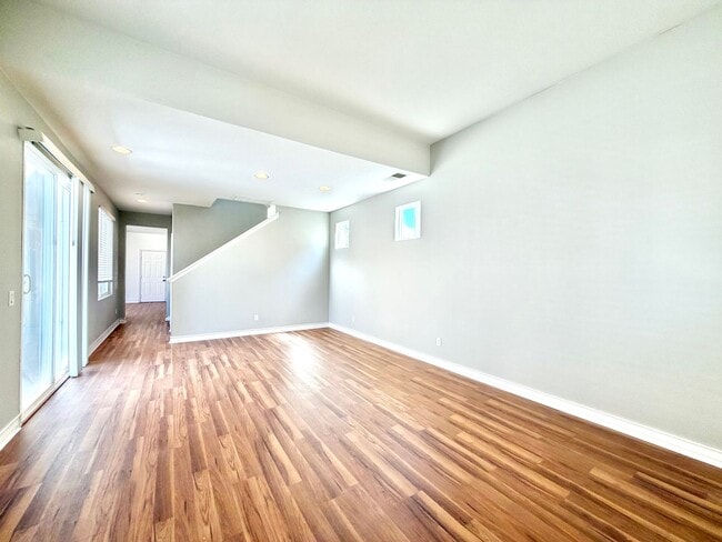 Building Photo - Modern Murrieta Living: Spacious 3-Bedroom Home in Griffith Place