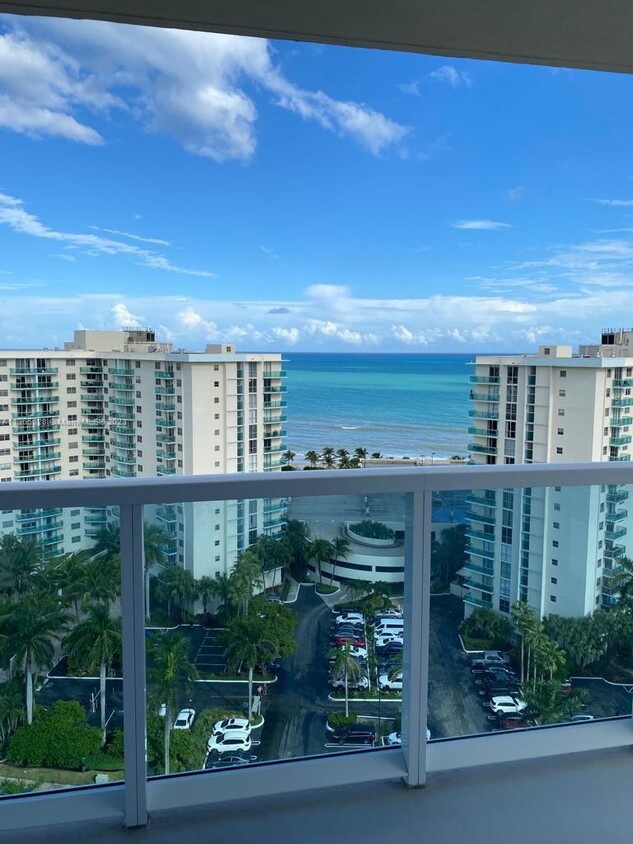 Primary Photo - 3800 S Ocean Dr