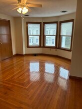 Building Photo - 913 Bedford St