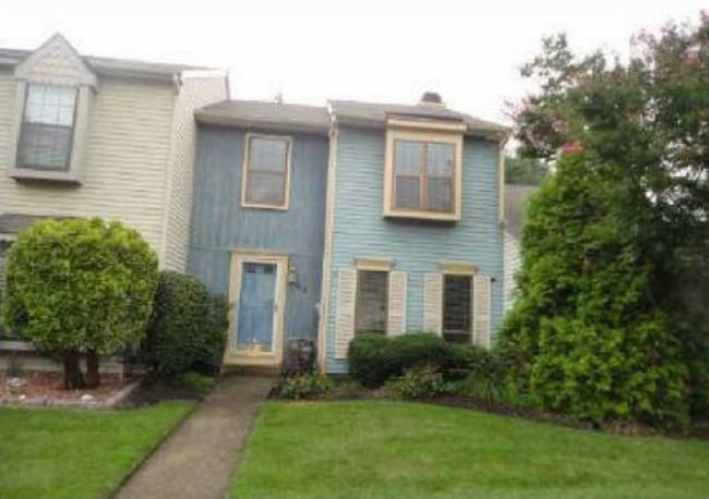 Building Photo - 43 Tynemouth Ct