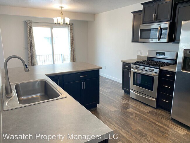 Foto del edificio - 3 br, 2 bath House - 54 E. Sawmill Row #1071