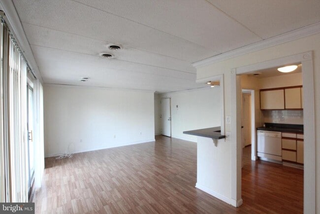 Building Photo - 2622 Wagon Dr