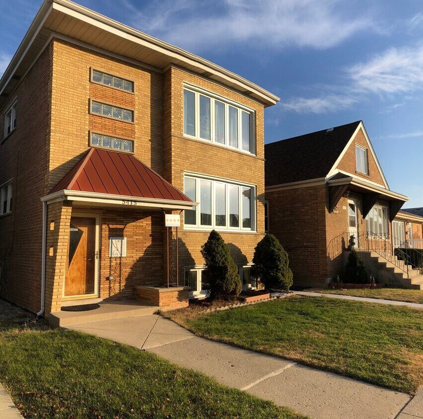 Primary Photo - 5415 Latrobe Ave