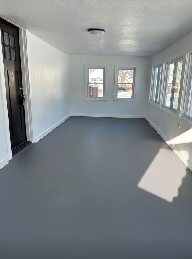 Foto del edificio - 3018 Alice Ave