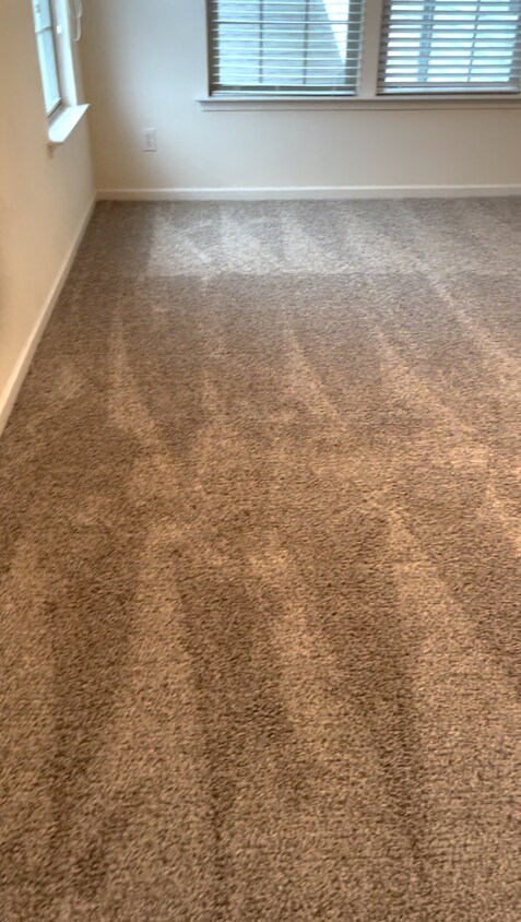 Foto del edificio - 811 Keystone Park Dr