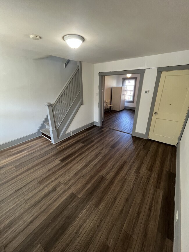 Foto del edificio - 605 Lehigh Ave