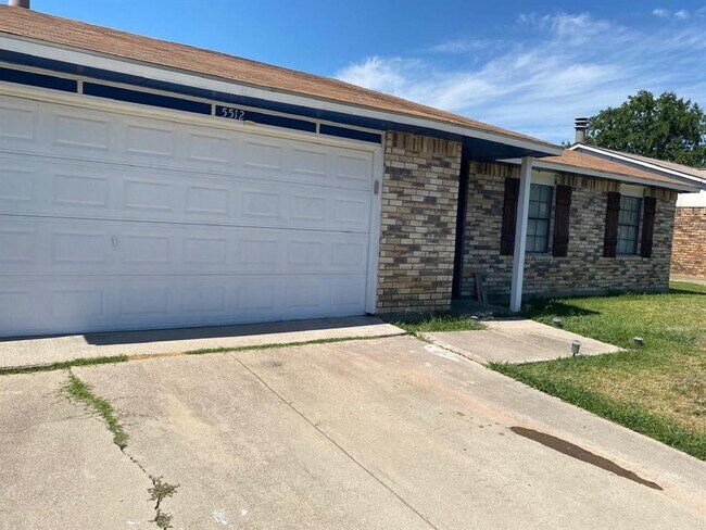 Building Photo - 5512 Rutledge Dr
