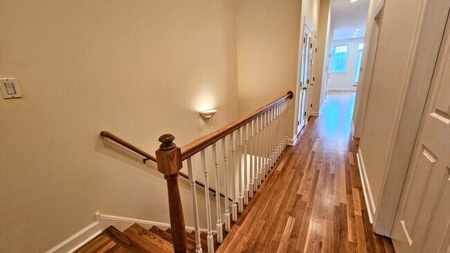 Foto del edificio - 511 N Hartland Ct